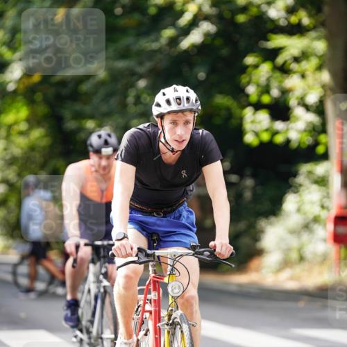 14.09.2025 - Stadtparktriathlon Michael Burmester http://msf.ph/oto/8913755 14.09.2025 12:05:58 Radfahren 1078, 1097, 1151, 1171, 1178, 1199, 1213 meine-sportfotos.de