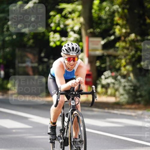 14.09.2025 - Stadtparktriathlon Michael Burmester http://msf.ph/oto/8913758 14.09.2025 12:06:00 Radfahren 1078, 1097, 1171, 1199, 1213 meine-sportfotos.de