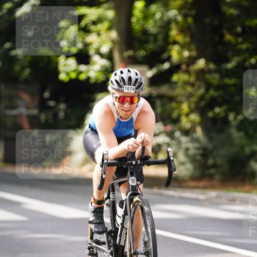 14.09.2025 - Stadtparktriathlon Michael Burmester http://msf.ph/oto/8913759 14.09.2025 12:06:00 Radfahren 1078, 1097, 1171, 1199, 1213 meine-sportfotos.de