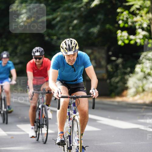 14.09.2025 - Stadtparktriathlon Michael Burmester http://msf.ph/oto/8913788 14.09.2025 12:07:15 Radfahren 1098, 1153, 1156, 1193 meine-sportfotos.de