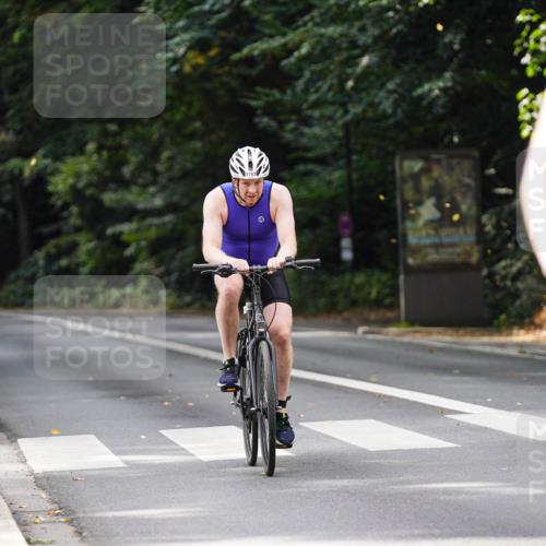 14.09.2025 - Stadtparktriathlon Michael Burmester http://msf.ph/oto/8913793 14.09.2025 12:07:17 Radfahren 1098, 1107, 1153, 1156, 1193 meine-sportfotos.de