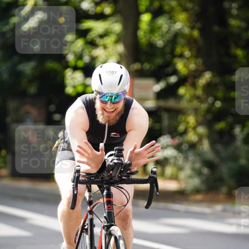 14.09.2025 - Stadtparktriathlon Michael Burmester http://msf.ph/oto/8913798 14.09.2025 12:07:24 Radfahren 1107, 1193 meine-sportfotos.de