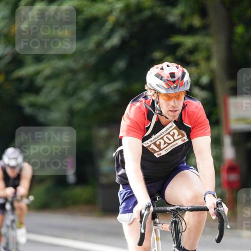 14.09.2025 - Stadtparktriathlon Michael Burmester http://msf.ph/oto/8913824 14.09.2025 12:07:56 Radfahren 1047, 1048, 1182, 1192, 1202, 1209 meine-sportfotos.de