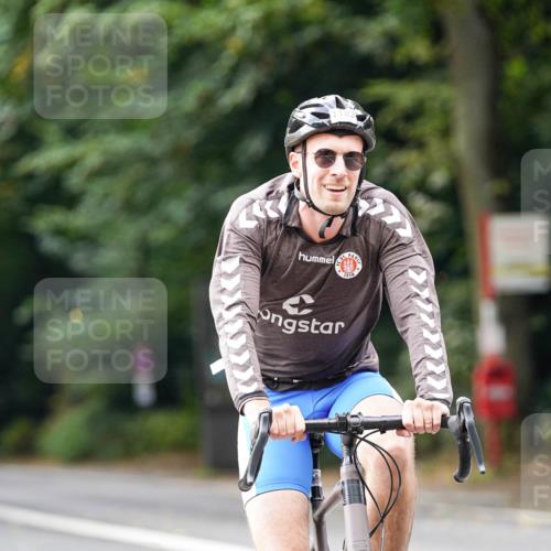 14.09.2025 - Stadtparktriathlon Michael Burmester http://msf.ph/oto/8913828 14.09.2025 12:07:59 Radfahren 1047, 1182, 1192, 1202, 1209 meine-sportfotos.de