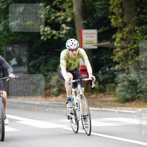 14.09.2025 - Stadtparktriathlon Michael Burmester http://msf.ph/oto/8913834 14.09.2025 12:08:13 Radfahren 1031, 1057, 1062, 1099, 1168, 1200, 1215 meine-sportfotos.de