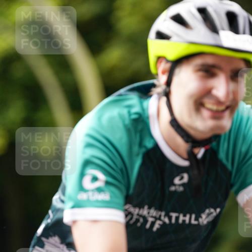 14.09.2025 - Stadtparktriathlon Michael Burmester http://msf.ph/oto/8913839 14.09.2025 12:08:15 Radfahren 1031, 1062, 1099, 1168, 1200, 1215 meine-sportfotos.de