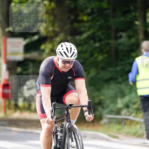 14.09.2025 - Stadtparktriathlon Michael Burmester http://msf.ph/oto/8913870 14.09.2025 12:08:59 Radfahren 1046, 1087, 1152, 1194 meine-sportfotos.de