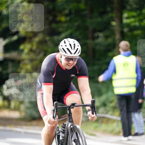 14.09.2025 - Stadtparktriathlon Michael Burmester http://msf.ph/oto/8913871 14.09.2025 12:08:59 Radfahren 1046, 1087, 1152, 1194 meine-sportfotos.de