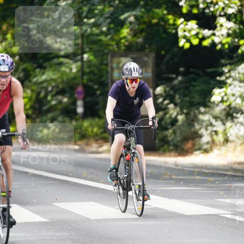 14.09.2025 - Stadtparktriathlon Michael Burmester http://msf.ph/oto/8913885 14.09.2025 12:16:22 Radfahren 1098, 1208, 1231, 1287, 1301 meine-sportfotos.de