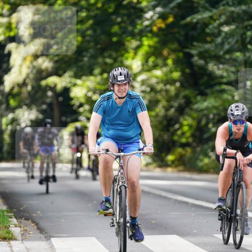 14.09.2025 - Stadtparktriathlon Michael Burmester http://msf.ph/oto/8913888 14.09.2025 12:16:27 Radfahren 1057, 1098, 1150, 1182, 1187, 1208, 1231, 1287, 1301 meine-sportfotos.de