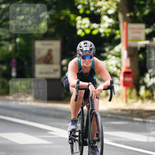 14.09.2025 - Stadtparktriathlon Michael Burmester http://msf.ph/oto/8913890 14.09.2025 12:16:27 Radfahren 1057, 1098, 1150, 1182, 1187, 1208, 1231, 1287, 1301 meine-sportfotos.de