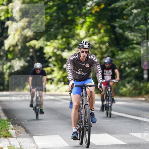 14.09.2025 - Stadtparktriathlon Michael Burmester http://msf.ph/oto/8913892 14.09.2025 12:16:31 Radfahren 1057, 1098, 1150, 1182, 1187, 1301 meine-sportfotos.de