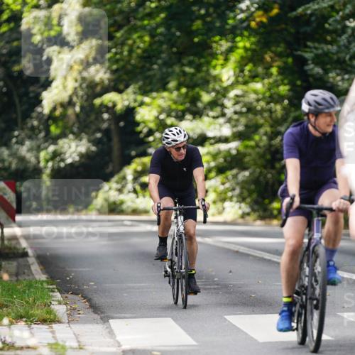14.09.2025 - Stadtparktriathlon Michael Burmester http://msf.ph/oto/8913893 14.09.2025 12:16:32 Radfahren 1057, 1098, 1150, 1182, 1187, 1301 meine-sportfotos.de