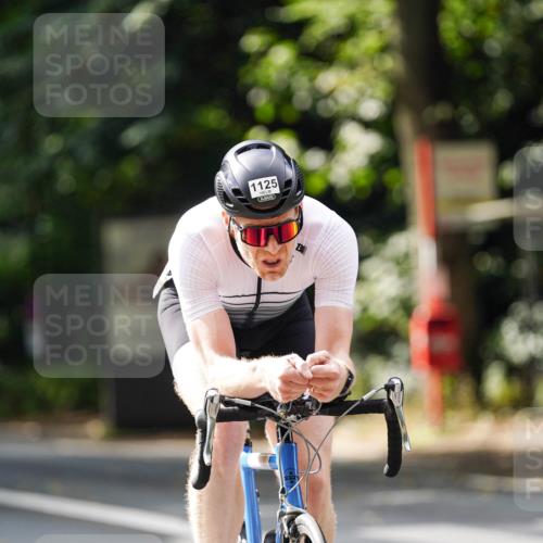 14.09.2025 - Stadtparktriathlon Michael Burmester http://msf.ph/oto/8913905 14.09.2025 12:18:18 Radfahren 1125, 1229, 1245, 1274, 1297 meine-sportfotos.de