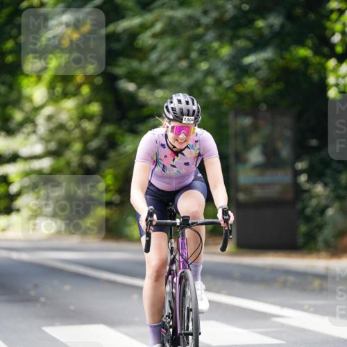 14.09.2025 - Stadtparktriathlon Michael Burmester http://msf.ph/oto/8913916 14.09.2025 12:18:40 Radfahren 1085, 1132, 1176, 1218, 1304 meine-sportfotos.de