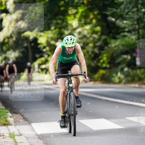 14.09.2025 - Stadtparktriathlon Michael Burmester http://msf.ph/oto/8913917 14.09.2025 12:18:42 Radfahren 1132, 1176, 1212, 1280, 1304 meine-sportfotos.de