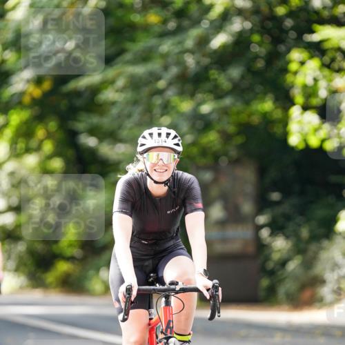 14.09.2025 - Stadtparktriathlon Michael Burmester http://msf.ph/oto/8913923 14.09.2025 12:18:52 Radfahren 1212, 1256, 1280, 1314 meine-sportfotos.de