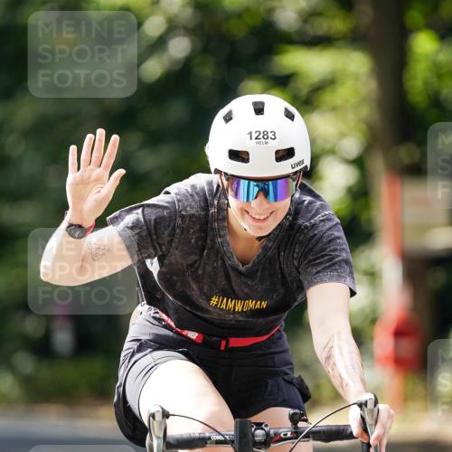 14.09.2025 - Stadtparktriathlon Michael Burmester http://msf.ph/oto/8913928 14.09.2025 12:19:04 Radfahren 1267, 1283 meine-sportfotos.de