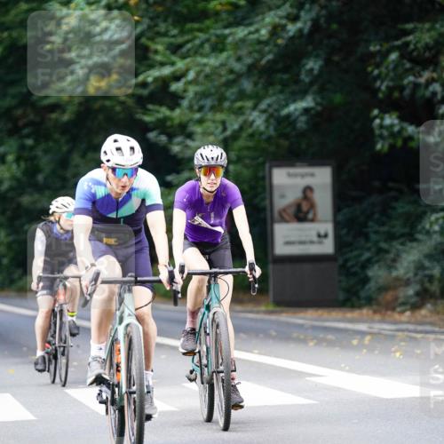 14.09.2025 - Stadtparktriathlon Michael Burmester http://msf.ph/oto/8913979 14.09.2025 12:21:06 Radfahren 1122, 1168, 1204, 1264, 1291, 1319 meine-sportfotos.de