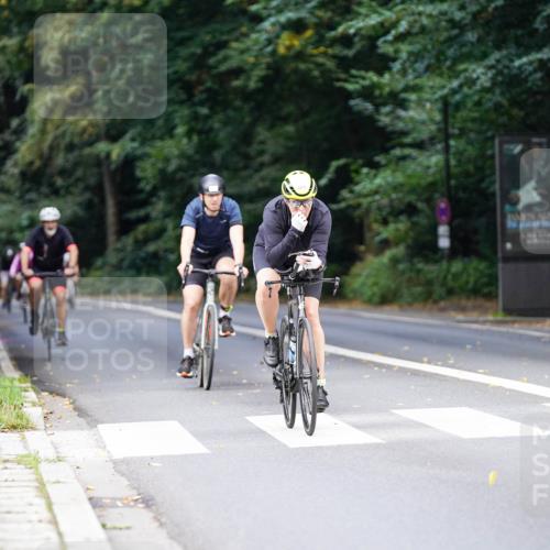 14.09.2025 - Stadtparktriathlon Michael Burmester http://msf.ph/oto/8913996 14.09.2025 12:21:23 Radfahren 1094, 1151, 1183, 1213, 1258, 1293, 1312, 1315 meine-sportfotos.de