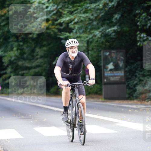 14.09.2025 - Stadtparktriathlon Michael Burmester http://msf.ph/oto/8914000 14.09.2025 12:21:27 Radfahren 1094, 1134, 1183, 1213, 1248, 1293, 1299 meine-sportfotos.de