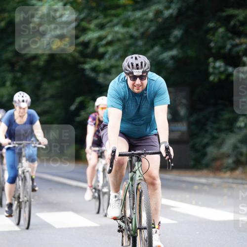 14.09.2025 - Stadtparktriathlon Michael Burmester http://msf.ph/oto/8914009 14.09.2025 12:21:40 Radfahren 1134, 1159, 1174, 1209, 1257, 1273, 1277, 1288, 1295 meine-sportfotos.de