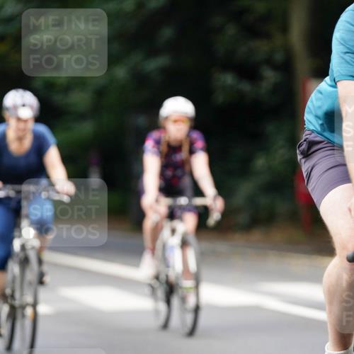 14.09.2025 - Stadtparktriathlon Michael Burmester http://msf.ph/oto/8914011 14.09.2025 12:21:41 Radfahren 1159, 1174, 1209, 1257, 1273, 1277, 1288, 1295 meine-sportfotos.de