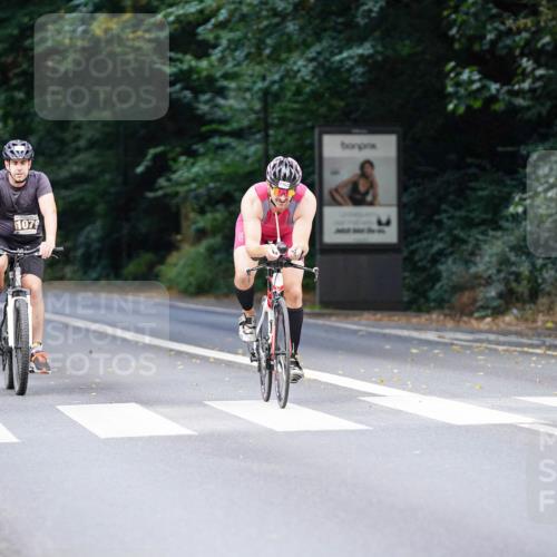 14.09.2025 - Stadtparktriathlon Michael Burmester http://msf.ph/oto/8914022 14.09.2025 12:22:03 Radfahren 1079, 1162, 1180, 1186, 1241, 1308 meine-sportfotos.de