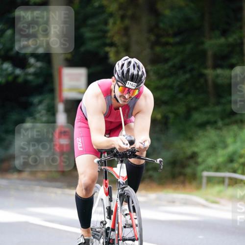 14.09.2025 - Stadtparktriathlon Michael Burmester http://msf.ph/oto/8914023 14.09.2025 12:22:04 Radfahren 1079, 1162, 1180, 1186, 1308 meine-sportfotos.de