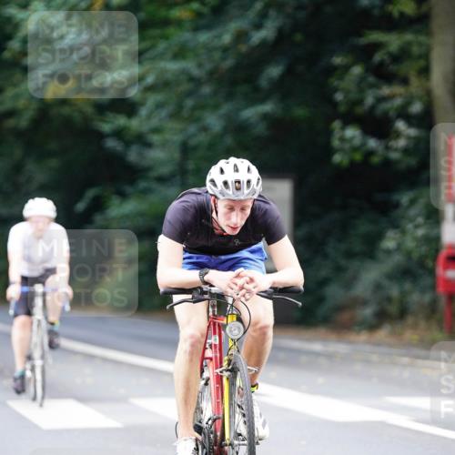 14.09.2025 - Stadtparktriathlon Michael Burmester http://msf.ph/oto/8914041 14.09.2025 12:22:29 Radfahren 1164, 1199, 1222, 1251, 1278, 1290 meine-sportfotos.de