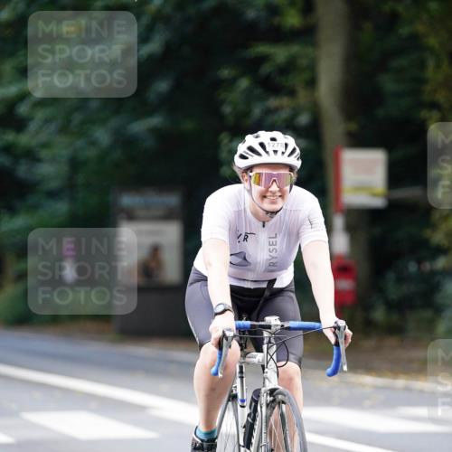 14.09.2025 - Stadtparktriathlon Michael Burmester http://msf.ph/oto/8914043 14.09.2025 12:22:31 Radfahren 1164, 1199, 1222, 1251, 1278, 1290, 1298 meine-sportfotos.de