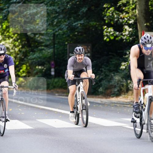 14.09.2025 - Stadtparktriathlon Michael Burmester http://msf.ph/oto/8914057 14.09.2025 12:22:45 Radfahren 1184, 1192, 1194, 1232, 1254, 1263, 1279, 1289, 1311 meine-sportfotos.de