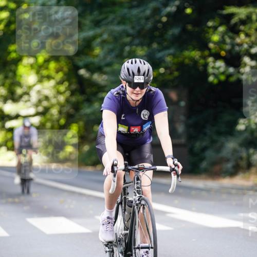 14.09.2025 - Stadtparktriathlon Michael Burmester http://msf.ph/oto/8914059 14.09.2025 12:22:46 Radfahren 1184, 1192, 1194, 1228, 1232, 1254, 1263, 1279, 1289, 1311 meine-sportfotos.de
