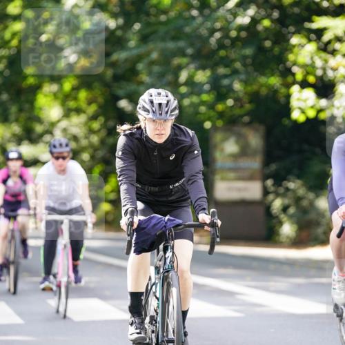 14.09.2025 - Stadtparktriathlon Michael Burmester http://msf.ph/oto/8914065 14.09.2025 12:22:52 Radfahren 1184, 1192, 1228, 1254, 1263, 1279, 1285, 1289, 1311 meine-sportfotos.de