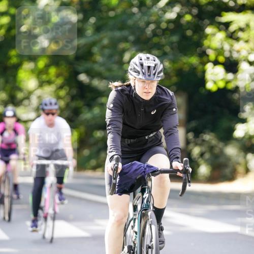 14.09.2025 - Stadtparktriathlon Michael Burmester http://msf.ph/oto/8914067 14.09.2025 12:22:52 Radfahren 1184, 1192, 1228, 1254, 1263, 1279, 1285, 1289, 1311 meine-sportfotos.de