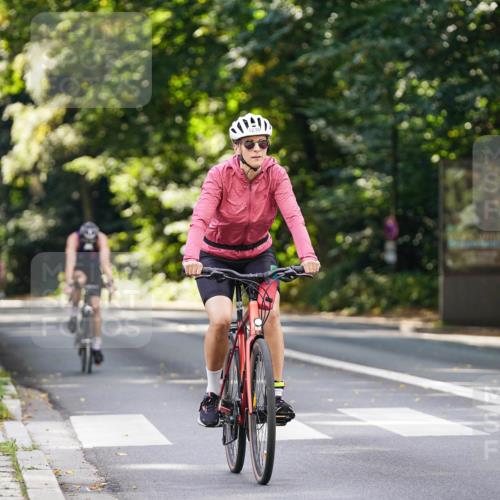 14.09.2025 - Stadtparktriathlon Michael Burmester http://msf.ph/oto/8914077 14.09.2025 12:23:03 Radfahren 1055, 1124, 1236 meine-sportfotos.de