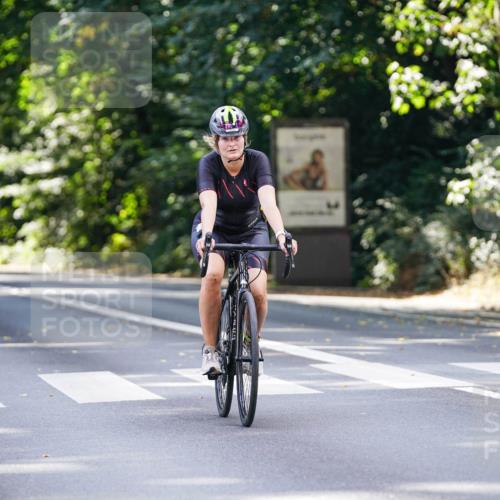 14.09.2025 - Stadtparktriathlon Michael Burmester http://msf.ph/oto/8914100 14.09.2025 12:23:49 Radfahren 1246 meine-sportfotos.de