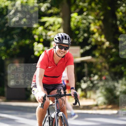 14.09.2025 - Stadtparktriathlon Michael Burmester http://msf.ph/oto/8914105 14.09.2025 12:24:02 Radfahren 1153 meine-sportfotos.de