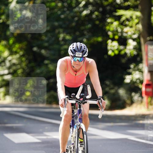 14.09.2025 - Stadtparktriathlon Michael Burmester http://msf.ph/oto/8914110 14.09.2025 12:24:14 Radfahren 1281, 1301, 1309 meine-sportfotos.de