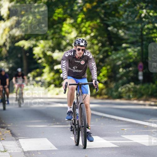14.09.2025 - Stadtparktriathlon Michael Burmester http://msf.ph/oto/8914133 14.09.2025 12:25:02 Radfahren 1150, 1182, 1187, 1249, 1276, 1306 meine-sportfotos.de