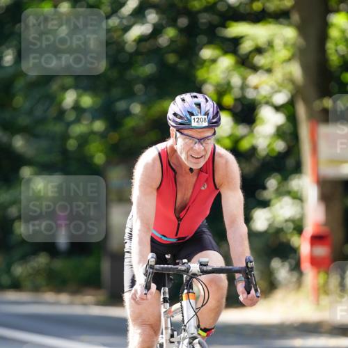 14.09.2025 - Stadtparktriathlon Michael Burmester http://msf.ph/oto/8914141 14.09.2025 12:25:12 Radfahren 1150, 1163, 1187, 1208, 1255, 1307 meine-sportfotos.de