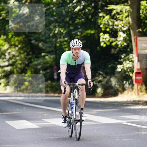 14.09.2025 - Stadtparktriathlon Michael Burmester http://msf.ph/oto/8914149 14.09.2025 12:25:28 Radfahren 1139, 1148, 1224, 1274, 1310 meine-sportfotos.de