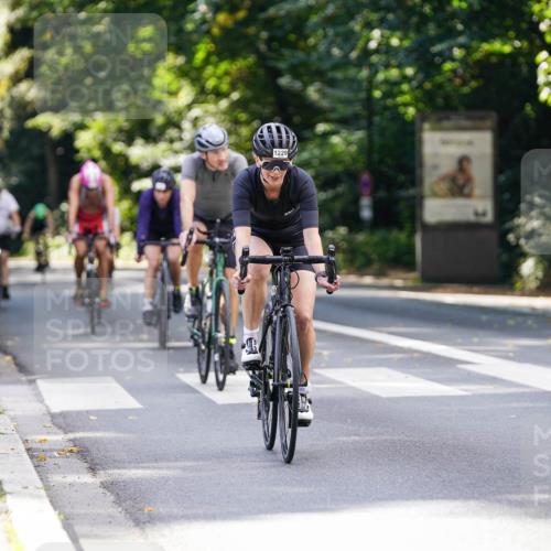 14.09.2025 - Stadtparktriathlon Michael Burmester http://msf.ph/oto/8914165 14.09.2025 12:25:46 Radfahren 1132, 1141, 1144, 1167, 1170, 1229, 1245, 1247 meine-sportfotos.de