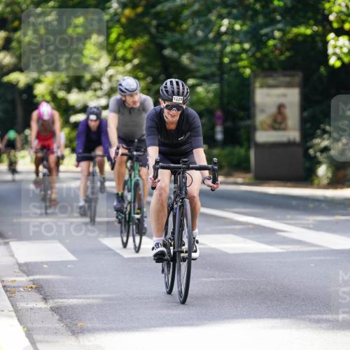 14.09.2025 - Stadtparktriathlon Michael Burmester http://msf.ph/oto/8914166 14.09.2025 12:25:46 Radfahren 1132, 1141, 1144, 1167, 1170, 1229, 1245, 1247 meine-sportfotos.de