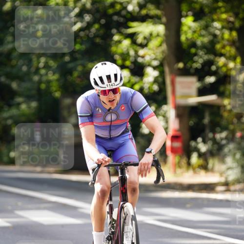 14.09.2025 - Stadtparktriathlon Michael Burmester http://msf.ph/oto/8914197 14.09.2025 12:26:32 Radfahren 1143 meine-sportfotos.de