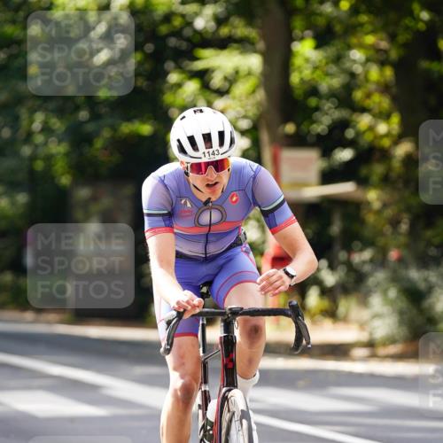 14.09.2025 - Stadtparktriathlon Michael Burmester http://msf.ph/oto/8914198 14.09.2025 12:26:32 Radfahren 1143 meine-sportfotos.de