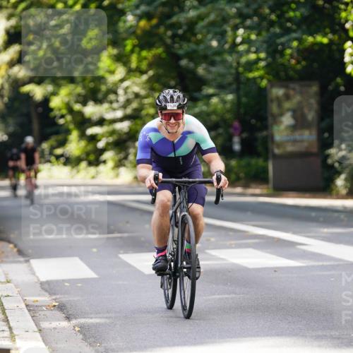 14.09.2025 - Stadtparktriathlon Michael Burmester http://msf.ph/oto/8914201 14.09.2025 12:26:47 Radfahren 1128, 1160, 1280, 1314 meine-sportfotos.de