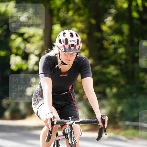 14.09.2025 - Stadtparktriathlon Michael Burmester http://msf.ph/oto/8914210 14.09.2025 12:26:55 Radfahren 1160, 1189, 1280, 1303, 1314 meine-sportfotos.de
