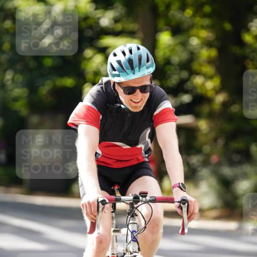 14.09.2025 - Stadtparktriathlon Michael Burmester http://msf.ph/oto/8914211 14.09.2025 12:26:58 Radfahren 1160, 1189, 1218, 1250, 1280, 1303, 1314 meine-sportfotos.de