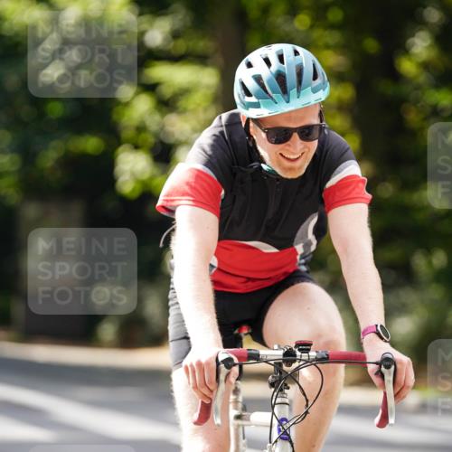 14.09.2025 - Stadtparktriathlon Michael Burmester http://msf.ph/oto/8914212 14.09.2025 12:26:58 Radfahren 1160, 1189, 1218, 1250, 1280, 1303, 1314 meine-sportfotos.de